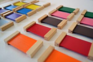 Montessori kolorowe tabliczki 